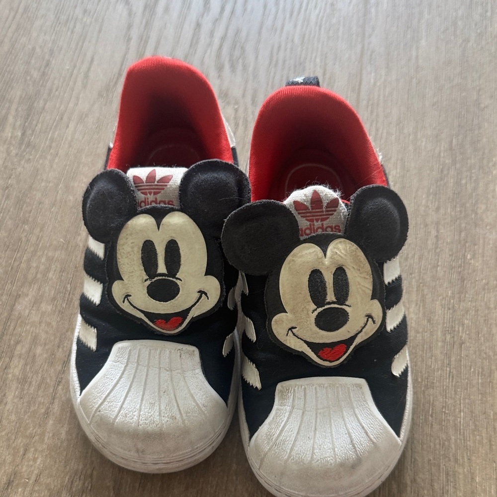 Adidas Kids Mickey Mouse Black and White Sneakers